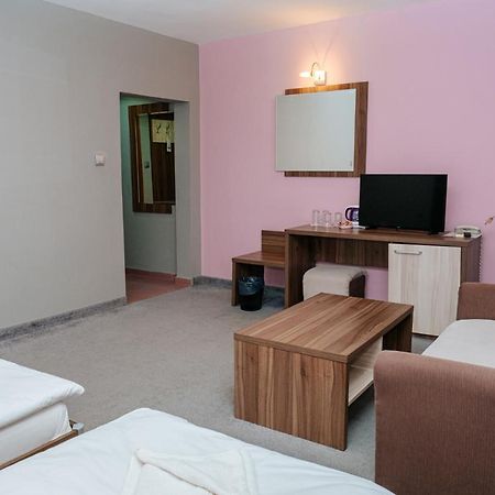 Hotel Tundzha - Renovated! Yambol Exteriér fotografie