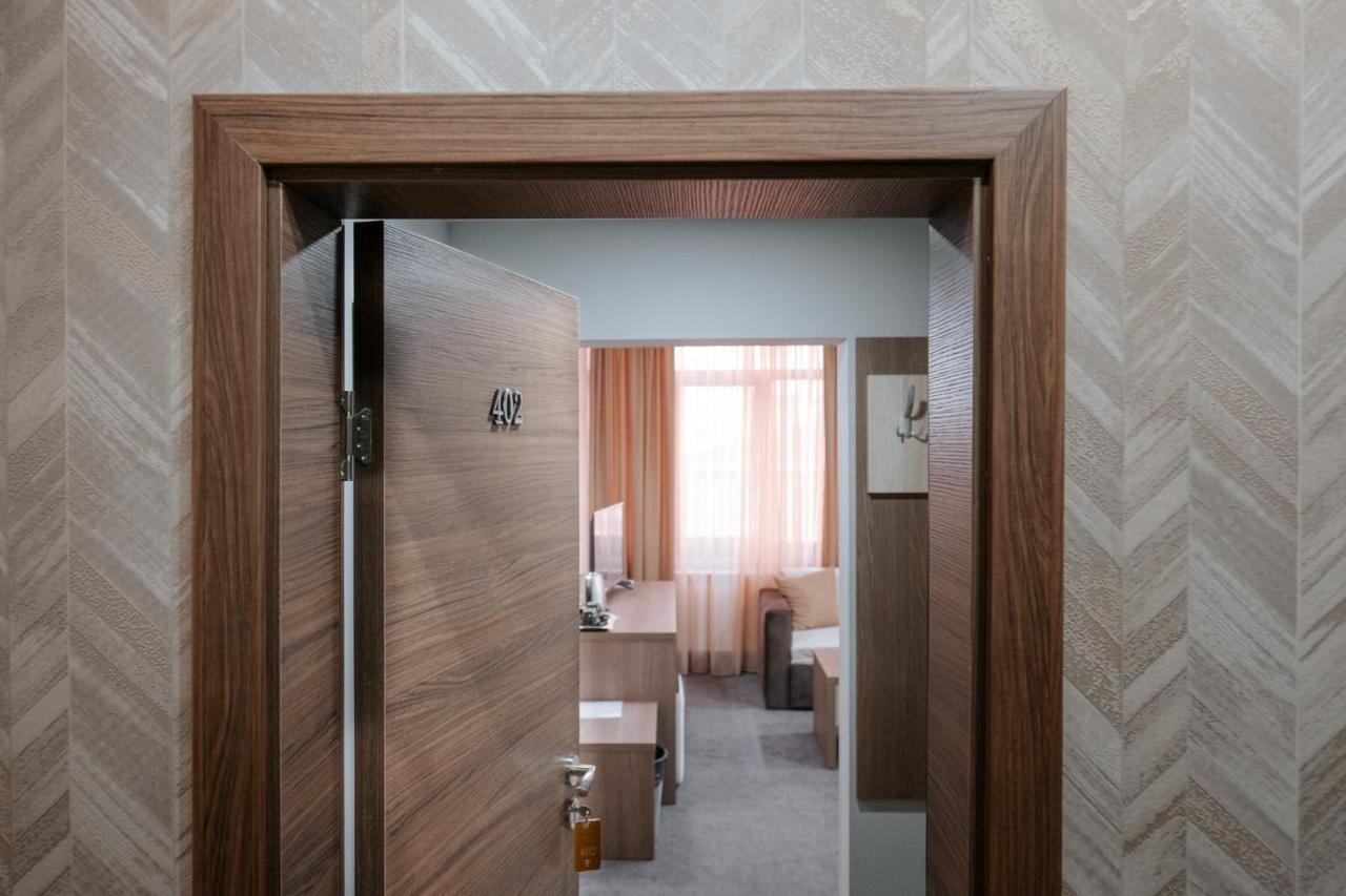 Hotel Tundzha - Renovated! Yambol Exteriér fotografie